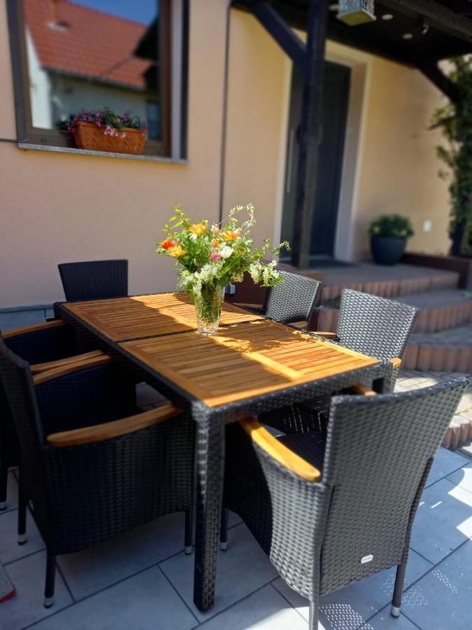 Ferienwohnung Am Park Pegau Bagian luar foto
